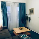 Konukevi Penzion Hotelu Central Dvůr Králové nad Labem