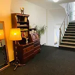 Konukevi Penzion Hotelu Central
