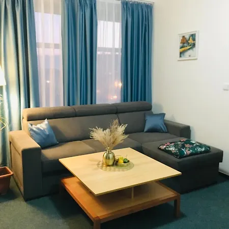 Penzion Hotelu Central Πανσιόν 4*