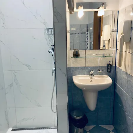 Penzion Hotelu Central Гостевой дом