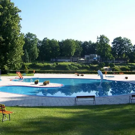 Πανσιόν Penzion Hotelu Central 4*