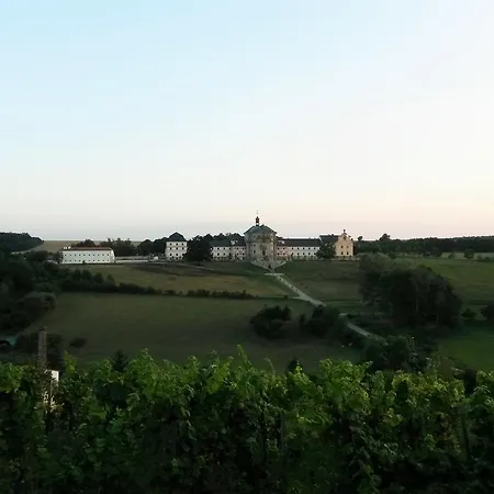 Πανσιόν Penzion Hotelu Central 4*