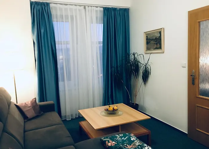 招待所 中心旅馆 Dvůr Králové nad Labem